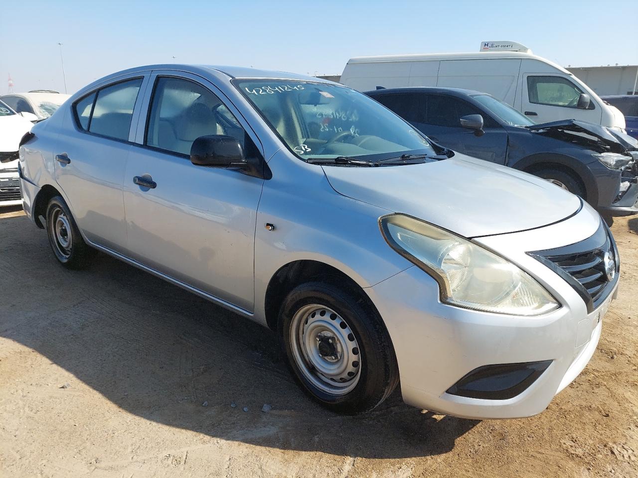 Nissan Sunny 2015